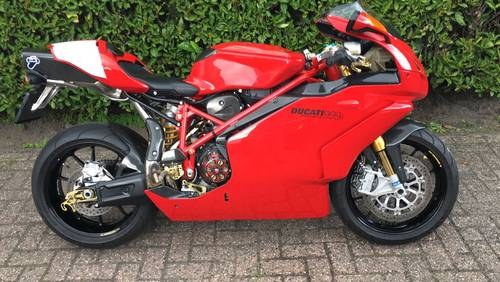 Ducati 999R 2005 VERKAUFT