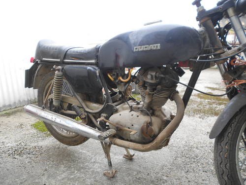 1976 Ducati 250 Mk 3 for restoration VERKAUFT