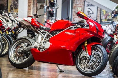 2003 Ducati 999S ORIGINAL LOW MILEAGE EXAMPLE In vendita