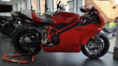 2004 DUCATI 749R with top spec +++ For Sale