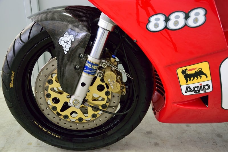 1992 Ducati 888 - 7