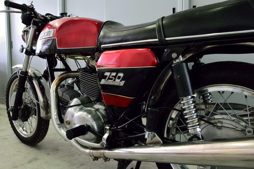 1973 Ducati 750GT - 5