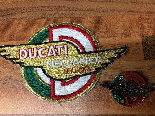 Ducati patch and pin brooch In vendita