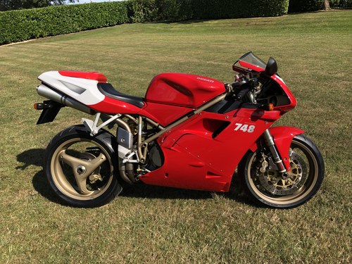 1999 Ducati 748 Biposto 2,600 miles only For Sale