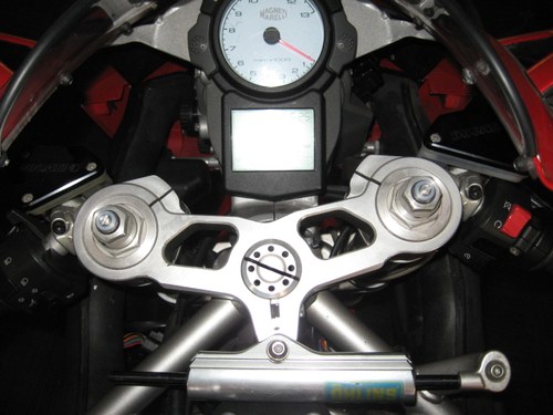 2004 04-reg Ducati 749 Bip finished in Ducati red In vendita
