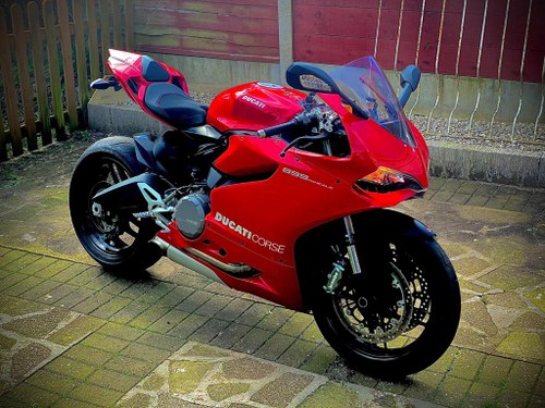 2015 Ducati 899 Panigale, 6423 Miles, Full Ducati History For Sale