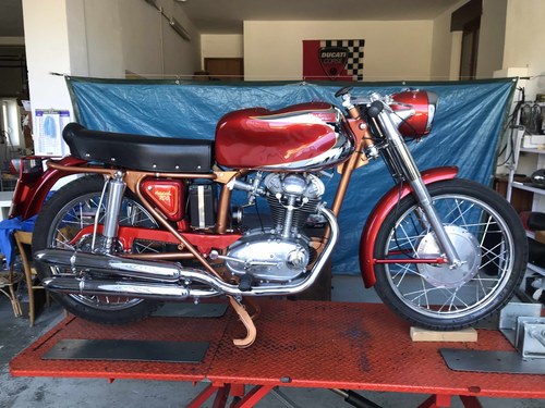 1960 Ducati 200 Elite For Sale