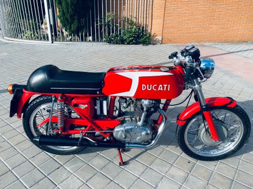 1974 Ducati 250cc 24 hours In vendita