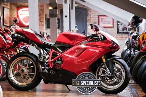2008 Ducati 1098R Stunning Example with Various Carbon Upgrades In vendita