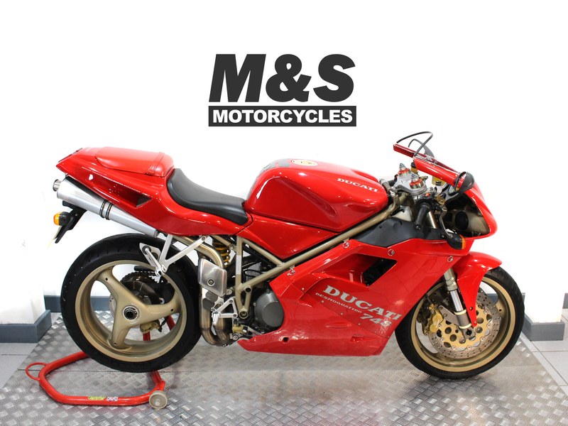 1997 Ducati 748 Biposto