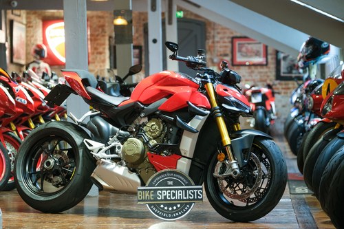 Ducati V4S Streetfighter High Spec only 920 miles In vendita