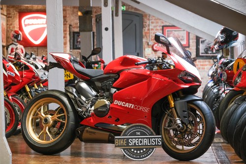 2015 Ducati 1199R Mk 2 High specification Only 982 Miles In vendita