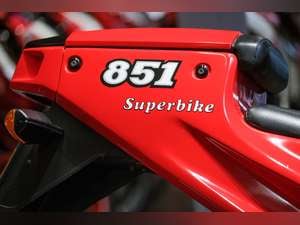 1991 Ducati 851 Strada Stunning UK One Owner Example 2,623 miles For Sale (picture 8 of 23)