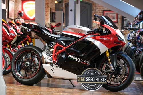 2010 Ducati 1198 SE Corse With Carbon Termignoni Exhaust In vendita