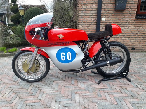 1967 Ducati desmo classicracer 350cc  In vendita