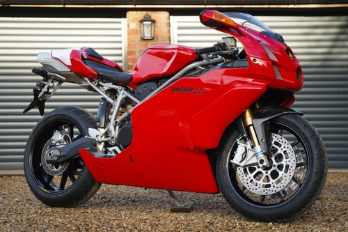Ducati 999R only 433 miles, 2003, UK bike In vendita