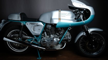Ducati 750 SS rep based on 750 Sport Round case