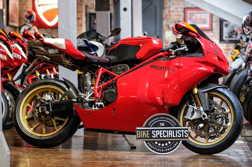 2004 Ducati 749R High Spec signed by Troy Bayliss For Sale