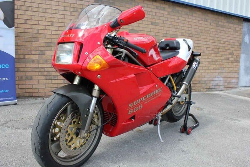1995 Ducati Superbike 888