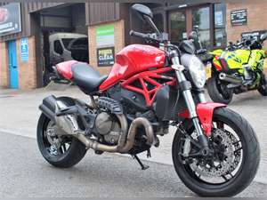 2017 17 Ducati M821 Monster ABS **Red** For Sale (picture 2 of 12)