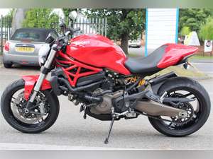 2017 17 Ducati M821 Monster ABS **Red** For Sale (picture 4 of 12)