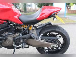2017 17 Ducati M821 Monster ABS **Red** For Sale (picture 10 of 12)