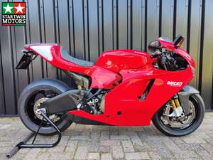 2007 Ducati Desmocedici RR #1033 For Sale (picture 1 of 10)