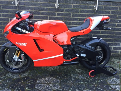 2008 Ducati Desmosedici D16RR En Venta