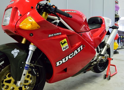 1991 Ducati Superbike 851 - 9