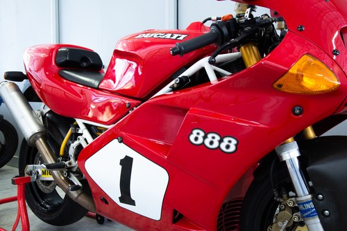 1992 Ducati Superbike 888 - 5