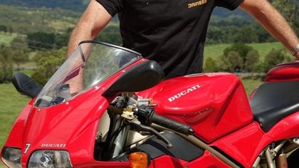 Troy Corser Ducati 916
