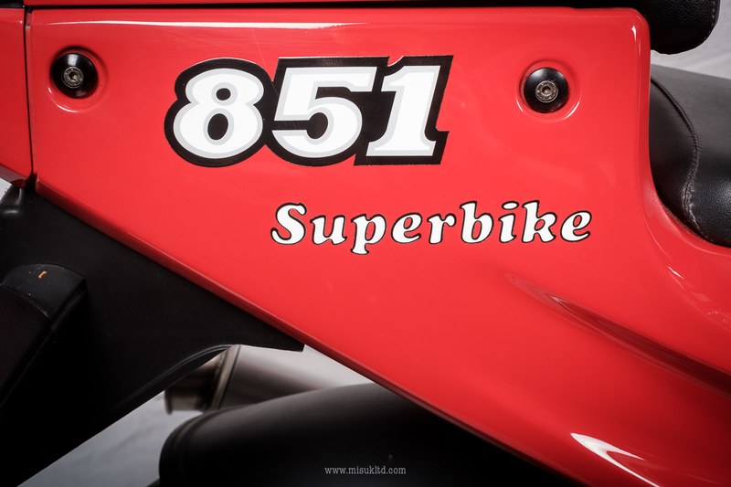 1991 Ducati Superbike 851 - 4