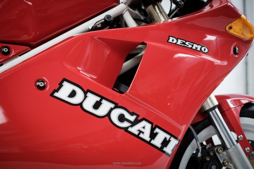 1991 Ducati Superbike 851 - 6
