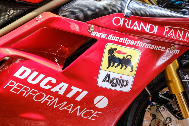 1996 Ducati Superbike 996