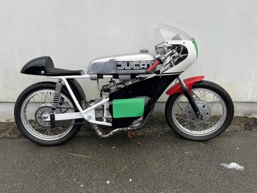 c. 1970 Ducati 250 M3 Racing bike Zu verkaufen durch Auktion