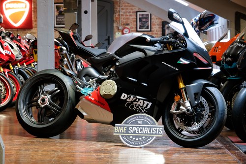 2023 Ducati V4 SP2 Brand New Registered Delivery Mileage In vendita