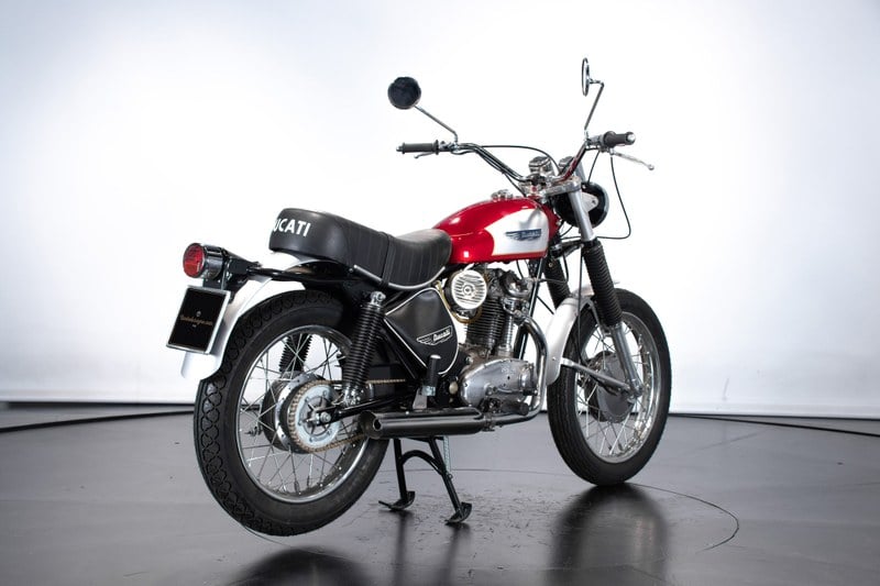1971 Ducati Scrambler 250 - 4