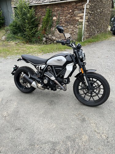2023 Ducati SCRAMBLER 800