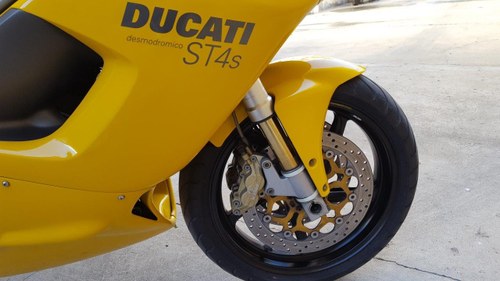 2002 Ducati Sporttouring ST4 - 8