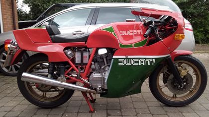 Ducati 1981 mhr 900 mike hailwood replica