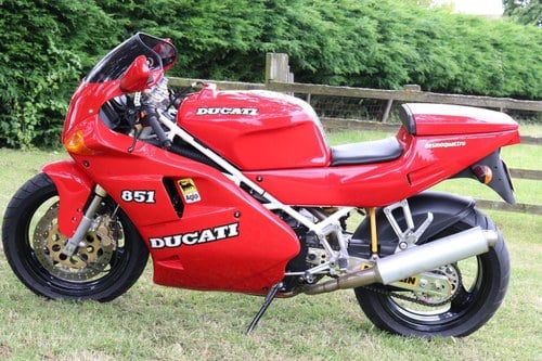 1993 Ducati Superbike 851 - 2