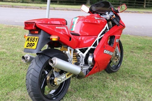 1993 Ducati Superbike 851 - 5