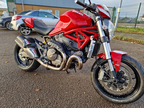 2015 Ducati Monster 821 Stripe - 8