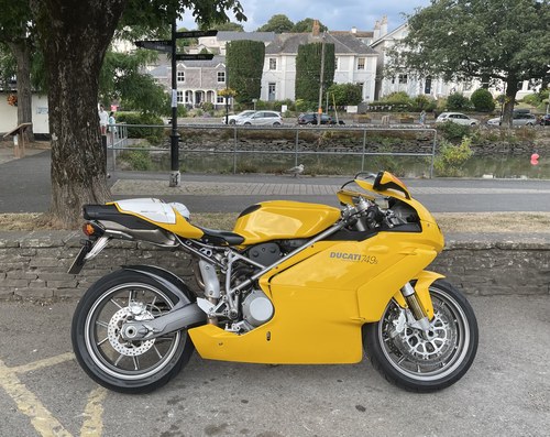 2002 Ducati 749 S