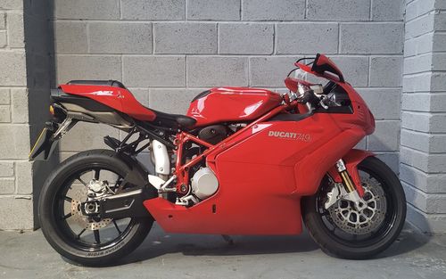 2006 Ducati 749 S (picture 1 of 19)
