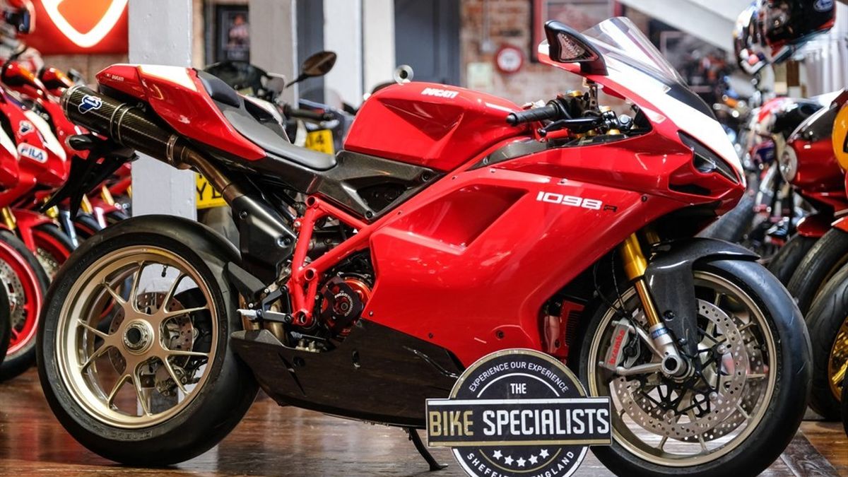 1098r 2007 Ducati 1098R Red Manual Right Hand Drive in United Kingdom - For ...