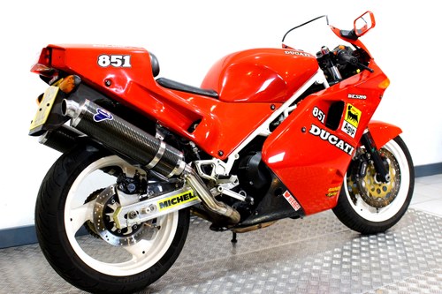 1989 Ducati Superbike 851 - 3