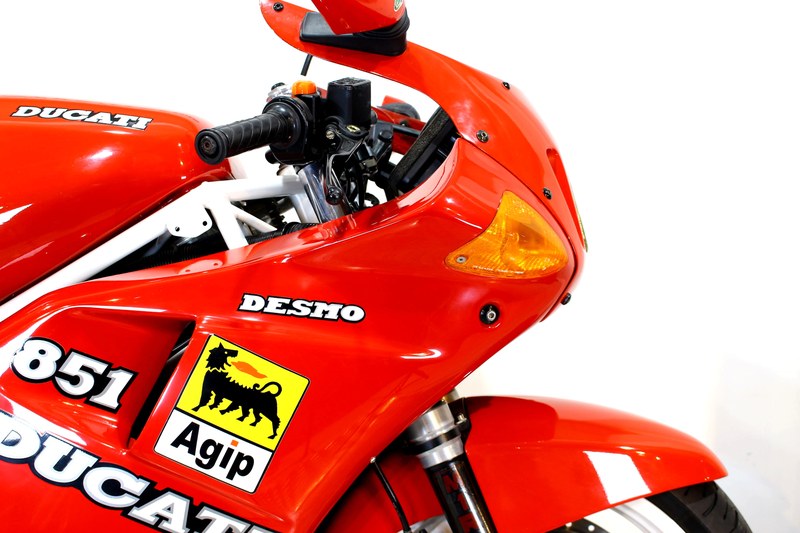1989 Ducati Superbike 851 - 4