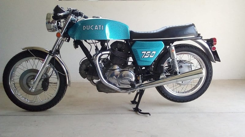 1972 Ducati 750GT - 1