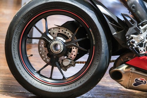 2012 Ducati Superbike 1199 - 8